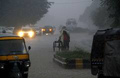 Weather Update: दिल्ली में तेज हवाओं तो UP में आंधी का अलर्ट, पूर्वोत्तर में भारी बारिश मचा सकती है तबाही, पढ़ें, IMD का ताजा अपडेट