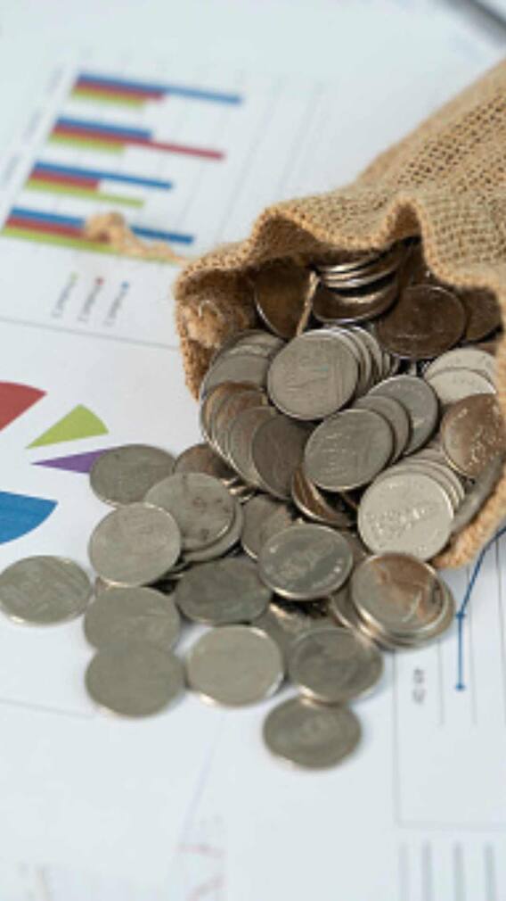 5 Reasons Why You Should Invest Your Money In Index Funds