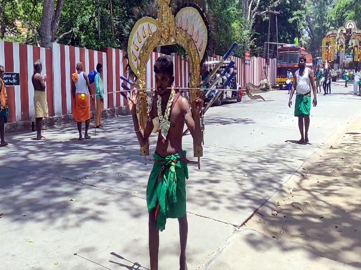 பறவை காவடி எடுத்த ஆண்கள்.. அந்தரத்தில் வழிபட்ட பெண்கள்.. மெய்சிலிர்த்த பக்தர்கள்..