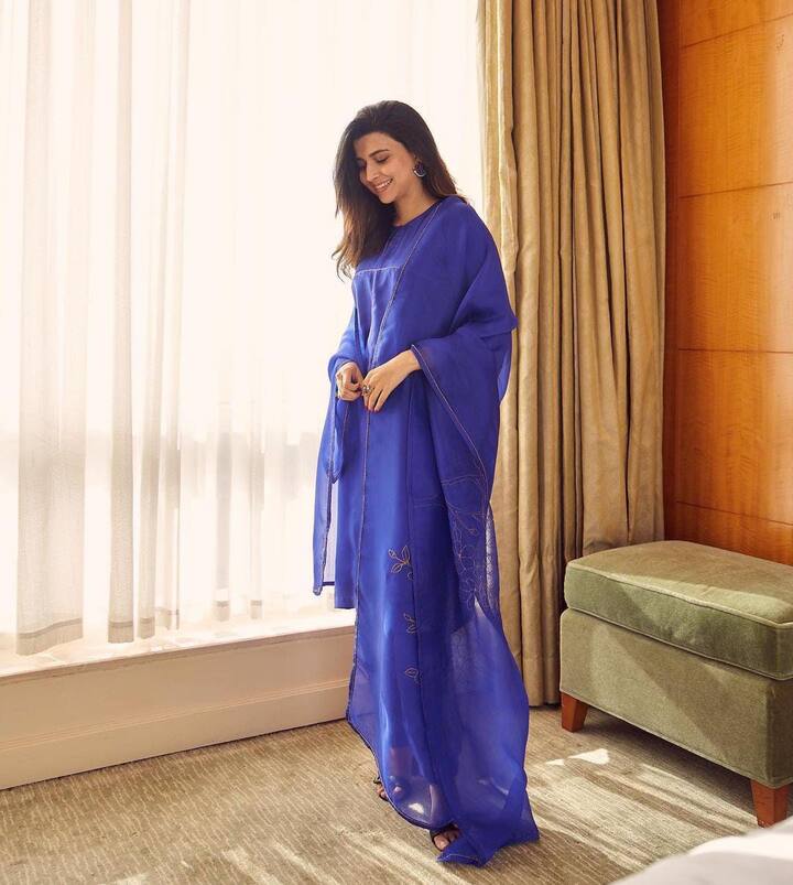 ਇਸ ਤੋਂ ਇਲਾਵਾ ਨਿਮਰਤ ਖਹਿਰਾ ਸੋਸ਼ਲ ਮੀਡੀਆ ਪੋਸਟਾਂ ਕਰਕੇ ਵੀ ਚਰਚਾ 'ਚ ਰਹਿੰਦੀ ਹੈ। ਨਿੰਮੋ ਦੀਆਂ ਵੀਡੀਓਜ਼ ਅਕਸਰ ਹੀ ਸੋਸ਼ਲ ਮੀਡੀਆ 'ਤੇ ਵਾਇਰਲ ਹੁੰਦੀਆਂ ਰਹਿੰਦੀਆਂ ਹਨ।