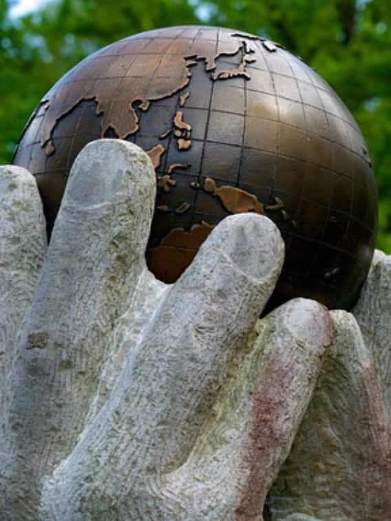 2075 में किस धर्म के लोग सबसे ज्यादा होंगे, इस्लाम, हिंदू या ईसाई?