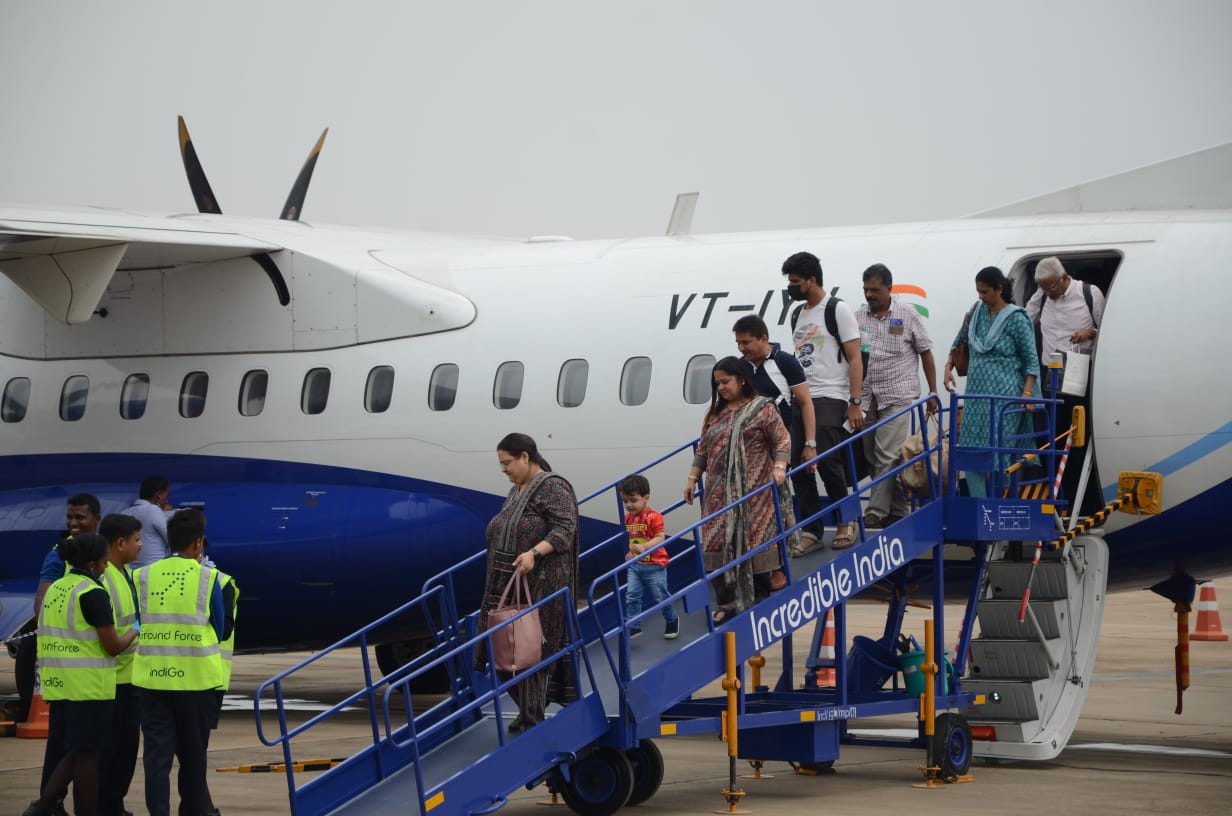 बस्तर में इंडिगो की नई फ्लाइट सेवा शुरू, हैदराबाद और रायपुर के लिए भरेगी उड़ान, जानें शेड्यूल