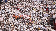 In Pics: जबलपुर में 'अहिंसा रन' और 'रन फॉर डेमोक्रेसी' ने रचा इतिहास, गूंजा 'जियो और जीने दो' का संदेश