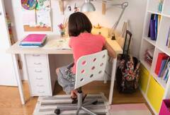 Vastu Tips: આ દિશામાં મુખ રહે તે રીતે બેસીને કરો અભ્યાસ, મળશે ઝળહળતી સફળતા