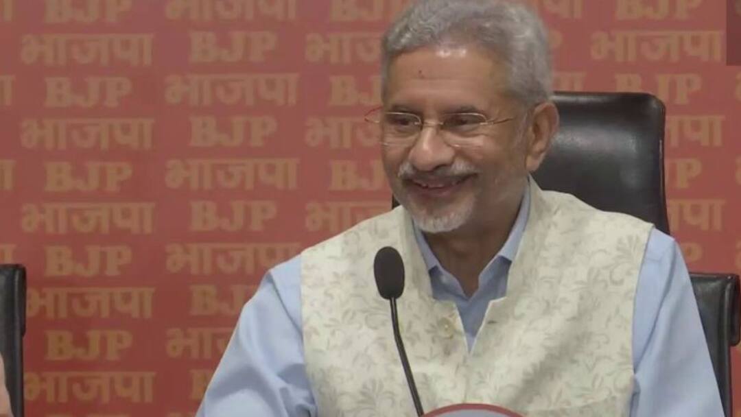 Katchatheevu Row: ”எல்லாம் அவர்களுக்கு தெரிந்தே தாரை வார்க்கப்பட்டுள்ளது” - கச்சத்தீவு விவகாரத்தில் அமைச்சர் ஜெயசங்கர்..