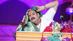 सिर पर नारियल लगने से चोटिल हुए पंडित प्रदीप मिश्रा, डॉक्टरों की सलाह पर कैंसिल हुईं कथाएं