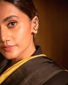 Taapsee Pannu: पैंट सूट के साथ साड़ी को कैसे करें स्टाइल? तापसी से सीखें ट्रिक्स