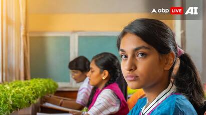 TN 10th Public Exam 2024 17803 Students Absent Tamil Nadu SSLC Maths Exam TN 10th Exam: 10ஆம் வகுப்பு கணிதத் தேர்வு: 17,803 மாணவர்கள் ஆப்சென்ட் 10 பேர் முறைகேடு- என்ன காரணம்?