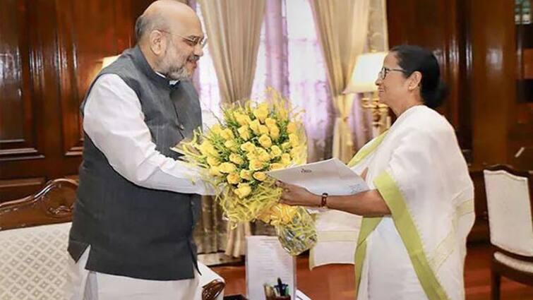 Amit Shah Spoke With Mamata Banerjee and Assam Manipur Chief ministers storm hits three states assures help 'आपकी हर तरह से मदद करेंगे,' ममता बनर्जी समेत कई राज्यों के मुख्यमंत्रियों से क्यों कही अमित शाह ने ये बात