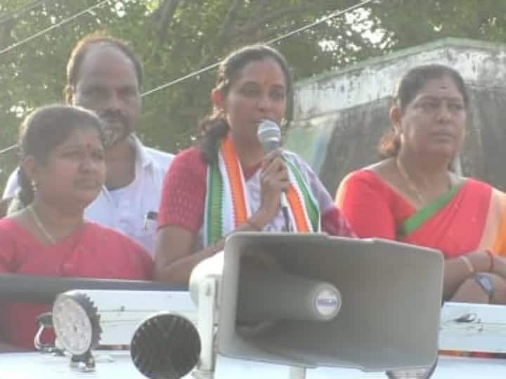 Lok Sabha Election 2024 Karur congress candidate Jothimani went from village to village to collect votes in Karur - TNN எனக்கு குடும்பம், குழந்தை, தொழில் இல்லை காசு சம்பாதிக்க வேண்டிய தேவையில்லை - ஜோதிமணி