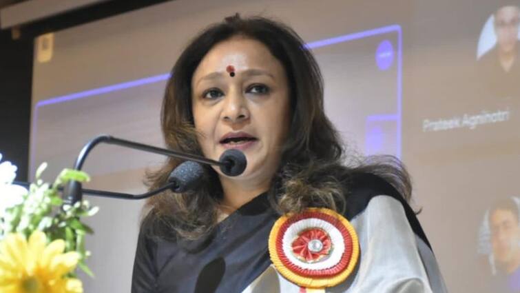 Aradhna Mishra Mona: करोड़ों की मालकिन हैं आराधना मिश्रा मोना, कांग्रेस अमेठी सीट से बना सकती है उम्मीदवार Aradhana Mishra Mona net Worth family and biography update amethi lok sabha congress candidate Aradhna Mishra Mona: करोड़ों की मालकिन हैं आराधना मिश्रा मोना, कांग्रेस अमेठी सीट से बना सकती है उम्मीदवार