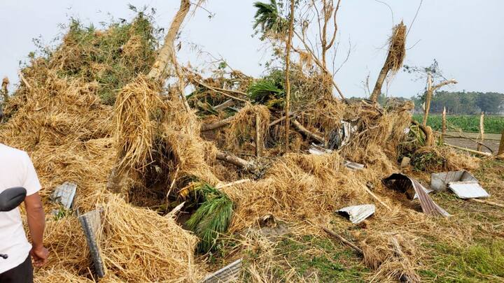 तूफान के कारण फसलों को काफी नुकसान पहुंचा है. वहीं राज्यपाल सीवी आनंद बोस दिल्ली में आपदा प्रबंधन प्राधिकरण के संपर्क में हैं. उन्होंने जलपाईगुड़ी में और राहत सहायता एवं बचावकर्मी भेजने का अनुरोध किया है.