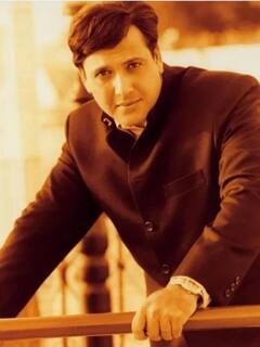 जब इस एक्ट्रेस के साथ होटल में पकड़े गए थे गोविंदा, घर टूटने की आ गई थी नौबत...जानिए फिर क्या हुआ