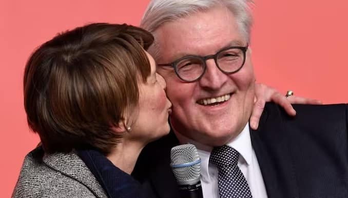 જર્મની ચોથા સ્થાને અને બ્રિટન પાંચમા સ્થાને છે. રિપોર્ટ અનુસાર, જર્મનીની અર્થવ્યવસ્થા 4.70 ટ્રિલિયન ડૉલર અને બ્રિટનની 3.59 ટ્રિલિયન ડૉલરની છે.