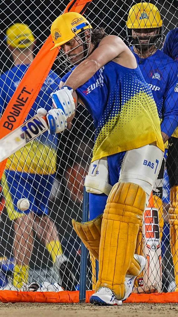 వైజాగ్‌లో 42 సంవత్సరాల యువ మహేంద్రుడు బద్దలు కొట్టిన రికార్డులు!