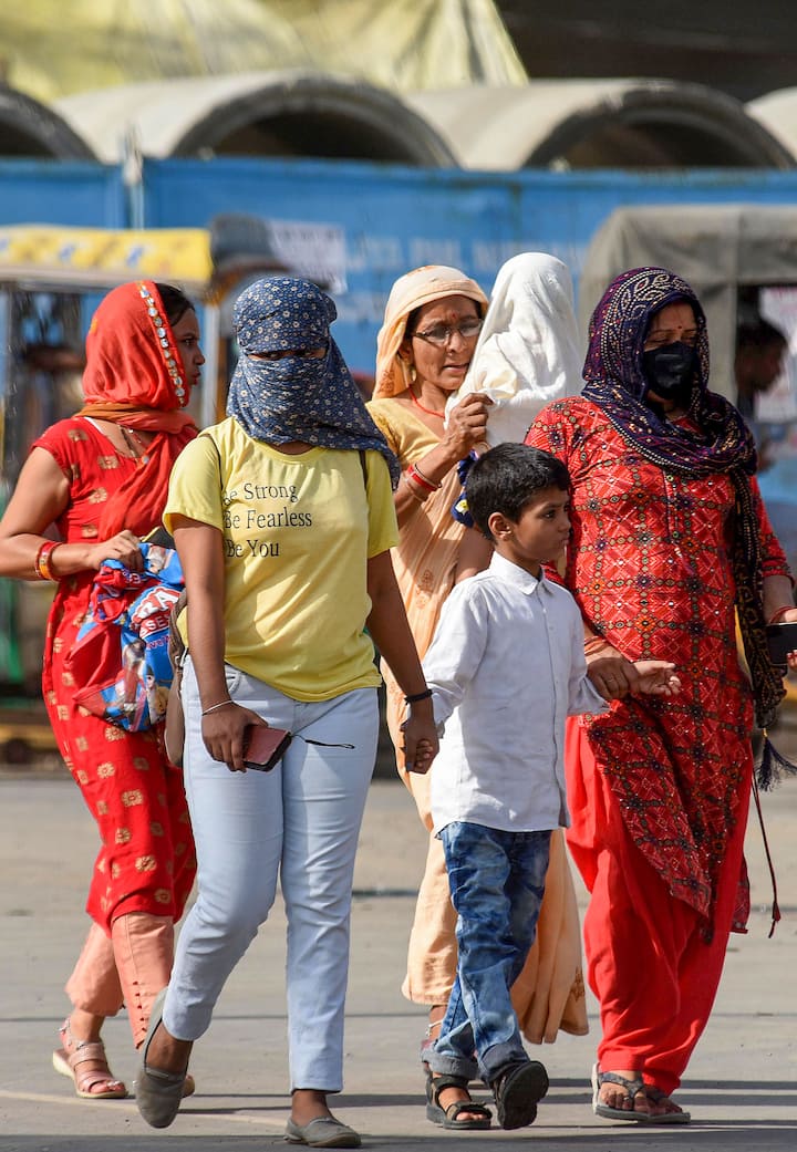 मंत्री ने प्रेस कॉन्फ्रेंस के दौरान कहा कि भारत दुनिया का सबसे घनी आबादी वाला देश है. इस वजह से हम मौसम की भीषण स्थिति से भी सबसे ज्यादा जूझते हैं. इसलिए आने वाला समय मौसम के लिहाज से बड़ी चुनौतीभरा हो सकता है. इस सभी को ध्यान में रखते हुए हमें पहले से तैयारी करना बेहद जरूरी होता है.