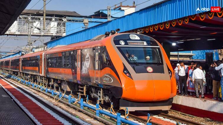 Indian Railways diverted trains on Ahmedabad route Shri mata Vaishno Devi Katra train know full details Indian Railways: वैष्णो देवी के दर्शन का बना रहे हैं प्लान तो चेक कर लें ये लिस्ट, रेलवे ने बदला है कई ट्रेनों का रूट और टाइम टेबल