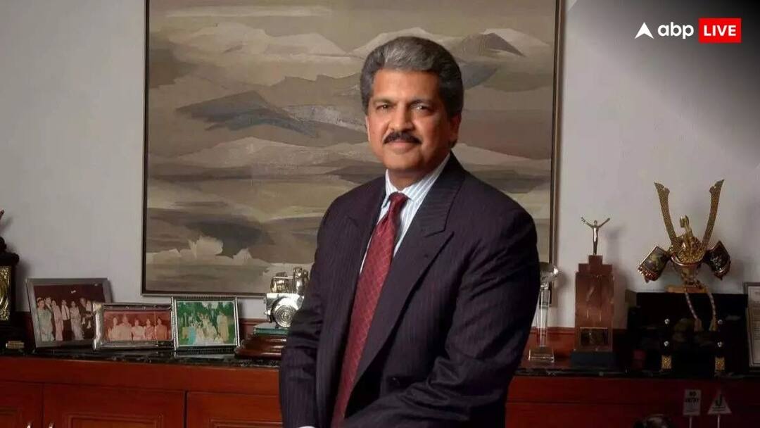 Anand Mahindra replies to Elon Musk says started his journey from shop floor at auto plant Anand Mahindra: आनंद महिंद्रा ने एलन मस्क को दिया जवाब- इस काम से शुरू किया करियर