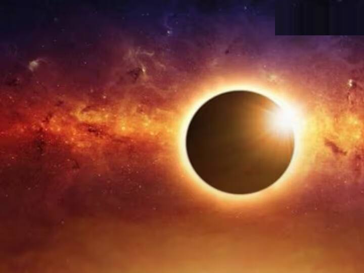 2024નું બીજું ગ્રહણ અને વર્ષનું પહેલું સૂર્યગ્રહણ એપ્રિલ મહિનામાં થવાનું છે. પ્રથમ સૂર્યગ્રહણ 8 એપ્રિલે થશે.