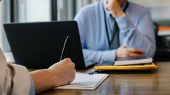 Tips for Interview : मुलाखतीसाठी जात आहात? पुढील गोष्टींची काळजी घ्या!