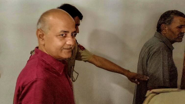 Manish Sisodia Demands Bail in Excise Policy Case After Sanjay Singh Bail मनीष सिसोदिया को मिलेगी जमानत या फिर बढ़ेगी मुश्किल? कोर्ट में क्या बोले पूर्व डिप्टी CM