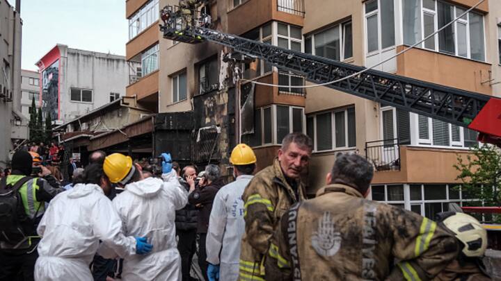 Istanbul Nightclub Fire 29 Killed After Flames Break Out During Renovation 29 Killed After Fire Breaks Out In Istanbul Nightclub During Renovation