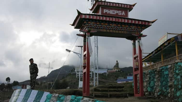 China Renaming 30 More Places Inside Arunachal Pradesh MEA Reaction 'Senseless Attempts': MEA Slams China Bid to 'Rename' Places in Arunachal Pradesh