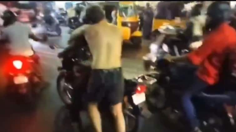 UK National Creates Ruckus In Chennai Tries To Bite Commuters On Road Tamil Nadu News Viral Video WATCH UK National Creates Ruckus In Chennai, Tries To 'Bite' Commuters On Road — WATCH