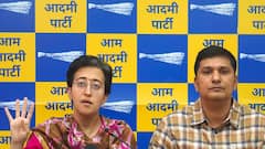 ना कार-ना घर, जानिए कितनी संपत्ति की मालिक हैं अतिशी, जिनके दिल्ली के सीएम बनने की अटकलें