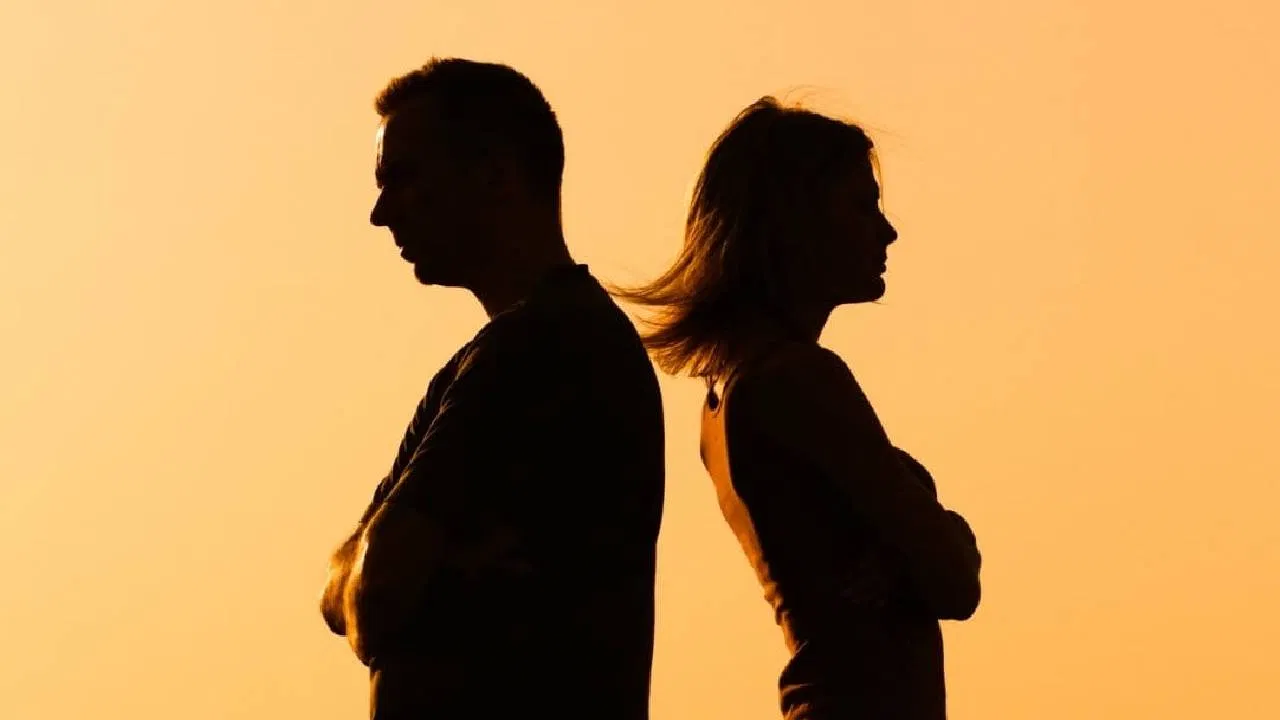 Husband Wife Dispute: ਪਤੀ ਨੂੰ ਬਿਨ੍ਹਾ ਵਜ੍ਹਾ ਨਪੁੰਸਕ ਕਹਿਣਾ ਤੇ ਵਿਆਹੁਤਾ ਖੁਸ਼ੀਆਂ ਤੋਂ ਵਾਂਝੇ ਰੱਖਣਾ ਸਭ ਤੋਂ ਵੱਡੀ ਬੇਰਹਿਮੀ, ਅਦਾਲਤ ਦਾ ਹੁਕਮ ਜਾਰੀ