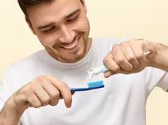 Health Tips: ਇਹ ਹੈ ਬੁਰਸ਼ ਕਰਨ ਦਾ ਸਹੀ ਤਰੀਕਾ, ਨਹੀਂ ਤਾਂ ਸਮੇਂ ਤੋਂ ਪਹਿਲਾਂ ਟੁੱਟ ਜਾਣਗੇ ਦੰਦ