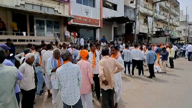 Sabarkantha:  The demand to change the BJP candidate in Sabarkantha has become fierce once again Sabarkantha: સાબરકાંઠામાં ભાજપના ઉમેદવાર સામે વિરોધ યથાવત, આયાતી ઉમેદવાર બદલવાના લખાયા પોસ્ટકાર્ડ