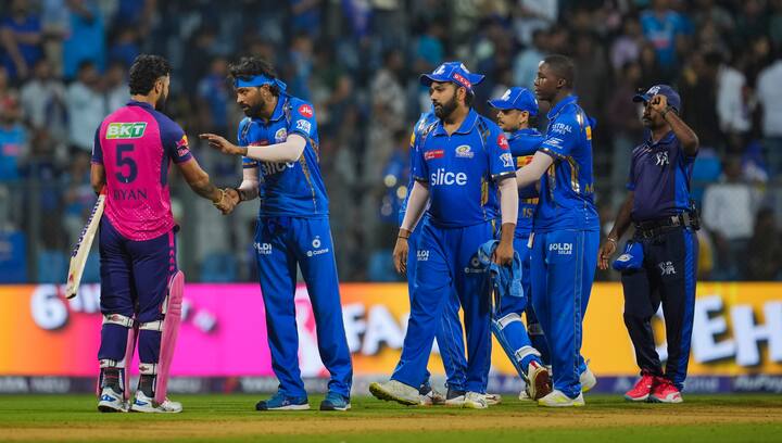 மும்பை வான்கடே மைதானத்தில் நடைபெற்ற இந்த போட்டியில் டாஸ் வென்ற ராஜஸ்தான் அணி பந்து வீச்சை தேர்வு செய்தது.