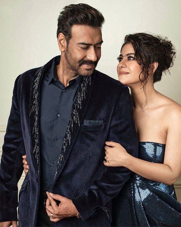 काजोलने सोशल मीडियाच्या माध्यमातून अजयला वाढदिवसाच्या शुभेच्छा देतानाचा एक फोटो शेअर केला आहे, ज्यामध्ये तो खूपच स्टायलिश दिसत आहे.