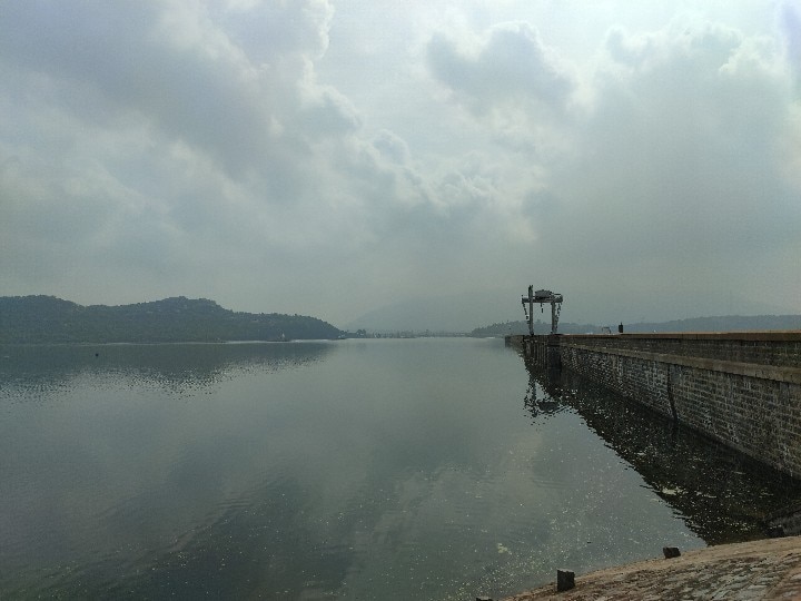 Mettur Dam : மேட்டூர் அணையின் நீர்வரத்து 16 கன அடியில் இருந்து 5 கன அடியாக சரிந்தது