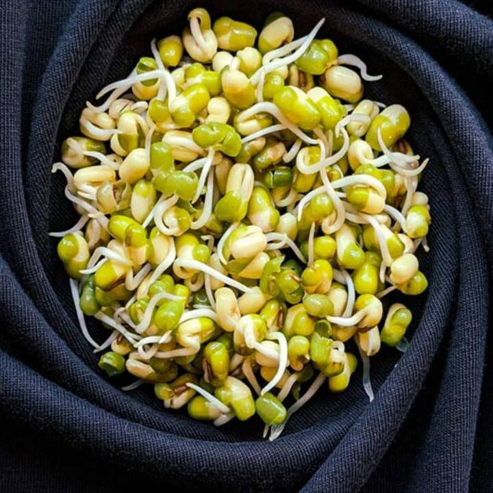 ਅਸਲ 'ਚ ਮੂੰਗੀ ਦੀ ਦਾਲ 'ਚ ਫਾਈਬਰ, ਪ੍ਰੋਟੀਨ, ਫਾਸਫੋਰਸ, ਮੈਗਨੀਸ਼ੀਅਮ, ਪੋਟਾਸ਼ੀਅਮ, ਆਇਰਨ, ਵਿਟਾਮਿਨ ਬੀ6 ਭਰਪੂਰ ਮਾਤਰਾ 'ਚ ਪਾਇਆ ਜਾਂਦਾ ਹੈ। ਇਹ ਸਾਰੇ ਪੋਸ਼ਕ ਤੱਤ ਸਰੀਰ ਲਈ ਬਹੁਤ ਜ਼ਰੂਰੀ ਮੰਨੇ ਜਾਂਦੇ ਹਨ।