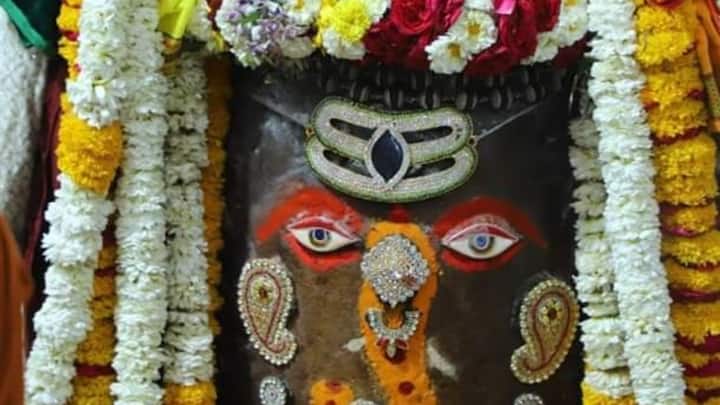Mahakal Temple VIP devotees restrictions imposed in Ujjain after incident on Holi ANN Mahakal Temple: हादसे के बाद बदली महाकाल मंदिर में दर्शन की व्यवस्था, क्या है नई गाइडलाइन?