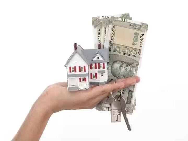 જોકે, આરબીઆઈએ ધિરાણકર્તાને દંડ વસૂલવાની પરવાનગી આપી છે. જો કે, બેંકોએ ખાતરી કરવી જોઈએ કે આ શુલ્ક લોનની રકમમાં ઉમેરવામાં ન આવે અથવા તેના પર વધારાના વ્યાજની ગણતરી કરવામાં આવે.