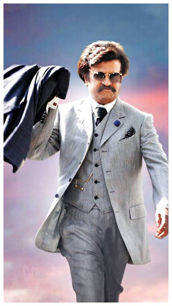 फिल्मों के लिए मोटी रकम वसूलते हैं ये स्टार्स