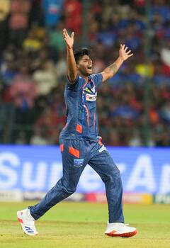 Photos: स्कूल छोड़ क्रिकेट खेलने का लिया था 'रिस्क', अब मयंक यादव बन गए भारत के उबरते स्टार