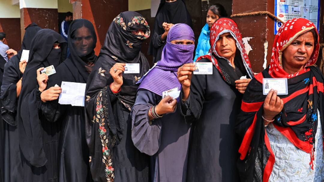 LS Polls: BJP Preparing Womens' Brigade To Stop Fake Voting By Burqa-Clad Voters LS Polls: BJP Preparing Womens' Brigade To Stop Fake Voting By Burqa-Clad Voters LS Polls: BJP Preparing Womens' Brigade To Stop Fake Voting By Burqa-Clad Voters