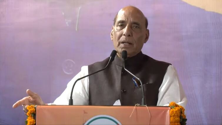 Lok sabha election 2024 Rajnath Singh slams INDIA Alliance by viral moye moye trend in Ghaziabad rally Lok Sabha Election 2024: लोकसभा चुनाव पर भी चढ़ा रील्स का ट्रेंड, राजनाथ सिंह ने जानें किसके लिए मंच से कहा - मोये-मोये