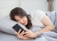 Cancer Risk: ਸਿਰਹਾਣੇ ਕੋਲ ਰੱਖ ਕੇ ਸੌਂਦੇ ਹੋ ਫੋਨ ਤਾਂ ਇਸ ਗੰਭੀਰ ਬਿਮਾਰੀ ਦਾ ਹੋ ਸਕਦਾ ਖਤਰਾ