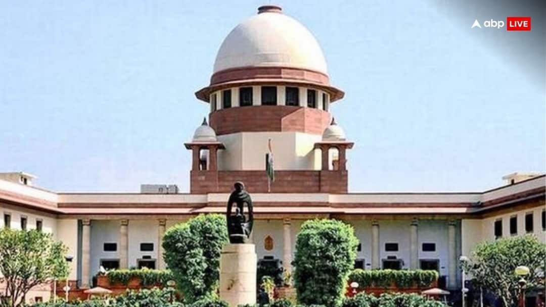 CAA Rule: CAA पर सुप्रीम कोर्ट में दाखिल हुई एक और याचिका, जानें अब किसने की पक्षकार बनाने की मांग Citizenship Amendment Act CAA Rules Notified New petition filed in Supreme Court to become party in suit CAA Rule: CAA पर सुप्रीम कोर्ट में दाखिल हुई एक और याचिका, जानें अब किसने की पक्षकार बनाने की मांग