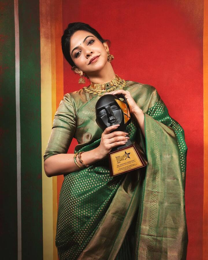 வெப் சீரிஸ்களிலும் மடோனா செபாஸ்டியன் நடித்து வருகிறார் என்பது குறிப்பிடத்தக்கது