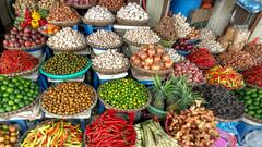 जानिए उन सब्जी, फलों के बारे में, जो इस अप्रैल में महंगी होने वाली है?