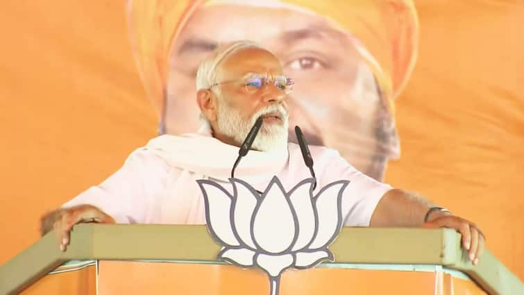 Lok Sabha Elections 2024 PM Modi Address A Rally In Uttar Pradesh Saharanpur Yogi Adityanath Lok Sabha Elections 2024: 'बीजेपी राजनीति नहीं, राष्ट्रनीति पर चलती है', यूपी के सहारनपुर से पीएम मोदी ने विपक्ष पर साधा निशाना