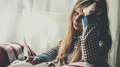 ক্রমশ বাড়ছে স্ট্রেসের মাত্রা? প্রভাব পড়তে পারে চুলের স্বাস্থ্যে, কীভাবে খেয়াল রাখবেন নিজের?