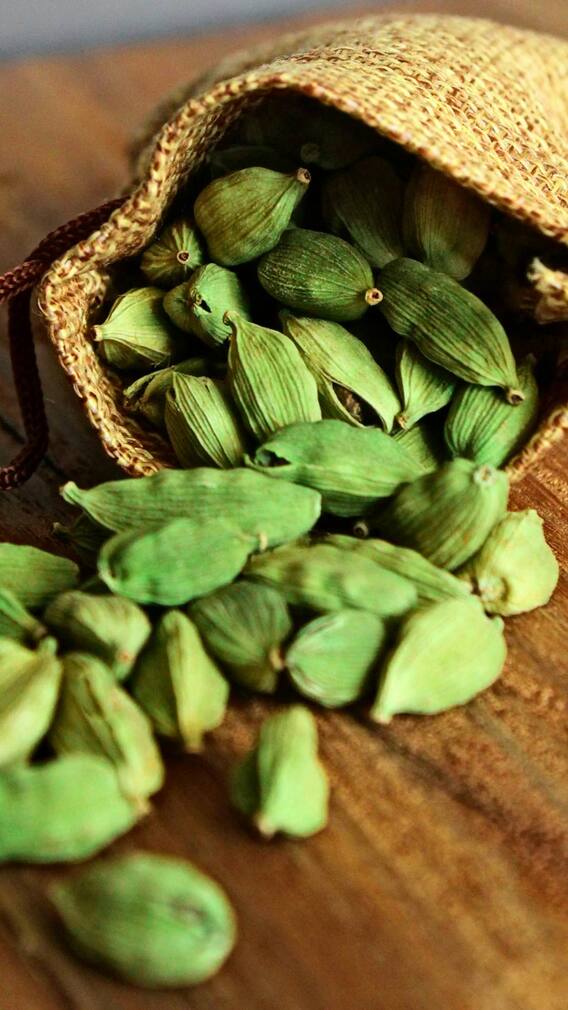 কাদের এলাচ খাওয়া উচিত নয় ?