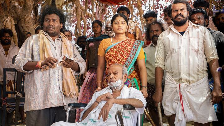 நல்ல விமர்சனங்களை பெற்ற இப்படத்திற்கு எக்கசக்கமான விருதுகள் கிடைத்தது. குறிப்பாக, சிறந்த அறிமுக இயக்குநர், சிறந்த திரைக்கதைக்கான தேசிய விருதை படத்தின் இயக்குநரான மடோன் அஸ்வின் பெற்றுக்கொண்டார்.